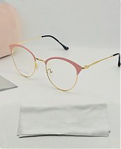 1546379292-les-lunettes-de-vue-miu-miu-vous-accompagnent-au-quotidien-succombez-au-charme-des-montures-classe-chez-beloccasion-ma.jpg